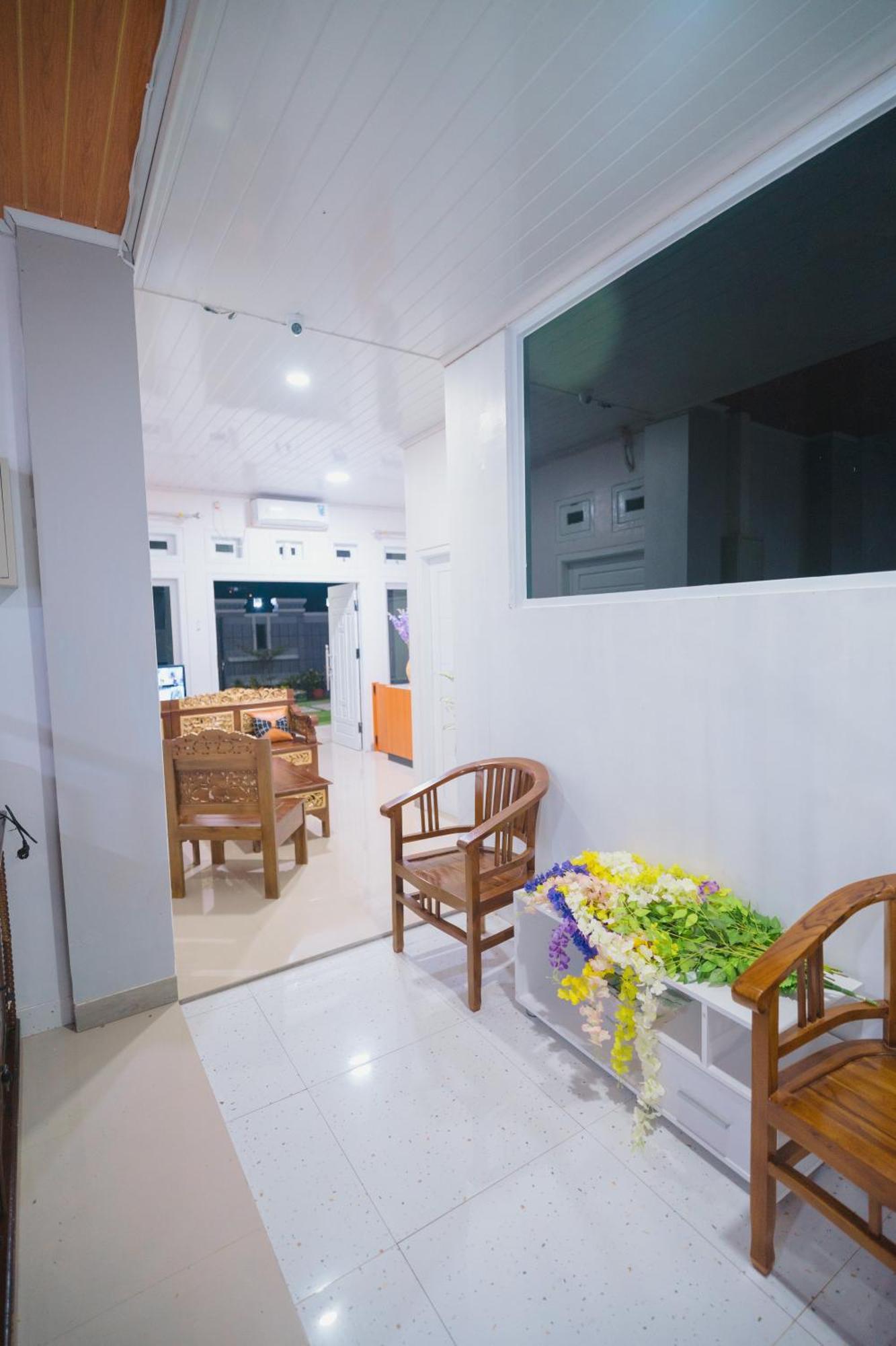 La Geiro Villa Labuan Bajo Eksteriør bilde