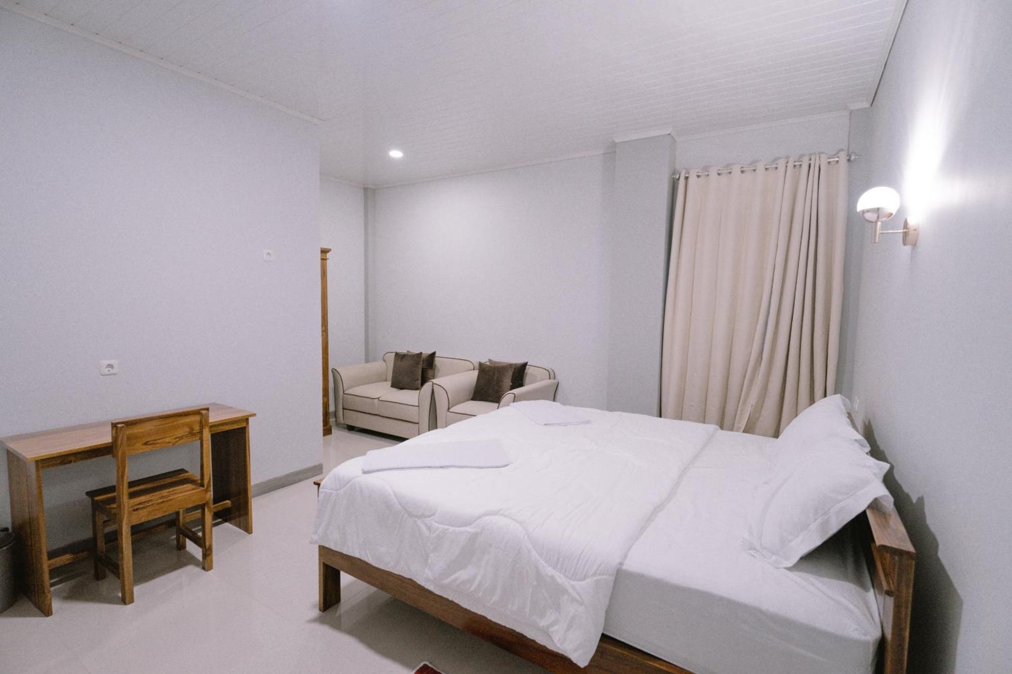 La Geiro Villa Labuan Bajo Eksteriør bilde