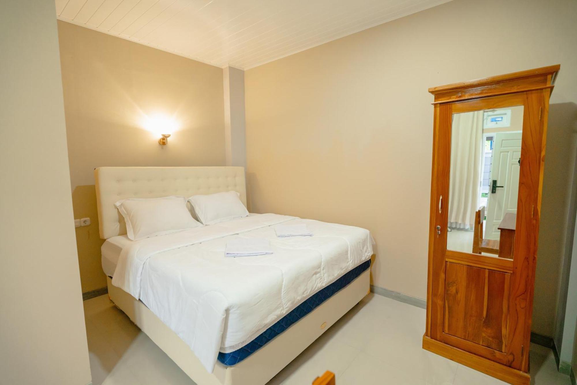 La Geiro Villa Labuan Bajo Eksteriør bilde