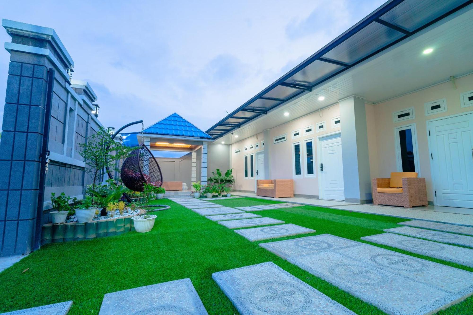 La Geiro Villa Labuan Bajo Eksteriør bilde