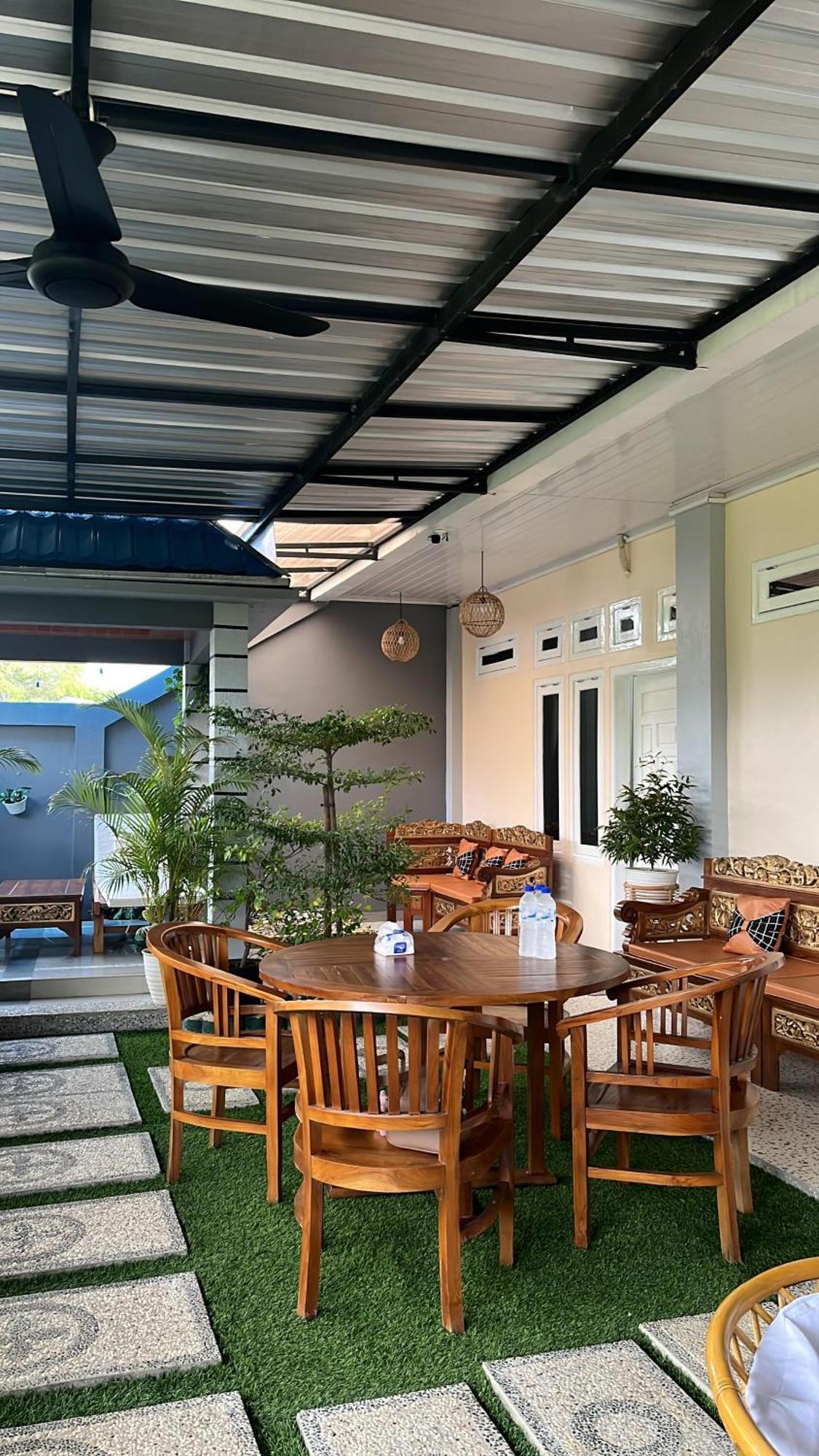 La Geiro Villa Labuan Bajo Eksteriør bilde